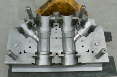 PVC belling pipe fitting mould with collapasible core 90°Tee mould (6)