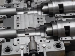 PVC belling pipe fitting mould with collapasible core 90°Tee mould (4)